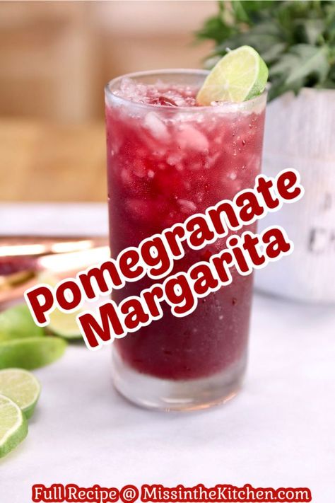 Pomagranet Margarita, Pomegranate Margarita, Frozen Cocktail, Cocktail Drinks Alcoholic, Yummy Alcoholic Drinks, Margarita Cocktail, Frozen Cocktails, Mixed Drinks Recipes, Cocktail Drinks Recipes