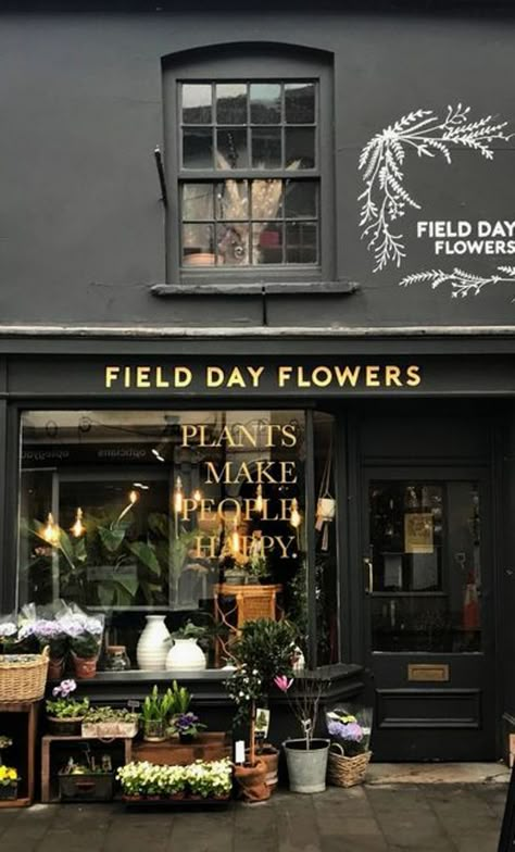 Floral Shop Store Fronts, Luxury Florist Shop, Dark Flower Shop, European Flower Shop, Flower Shop Exterior Store Fronts, Coffee Flower Shop, Flower Shop Design Interiors, Small Flower Shop Interiors, Flower Shop Exterior