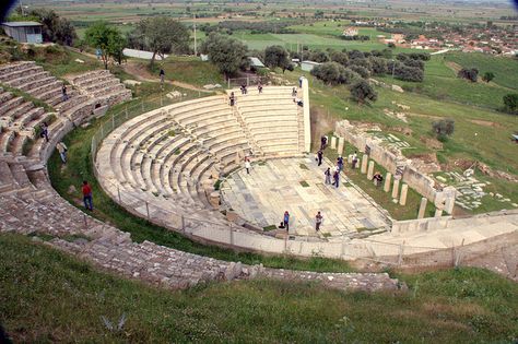 Theatre in Metropolis ancient city Ampitheater Greek, Theatre Architecture, Ancient Theatre, Ancient Greek Theatre, Theater Architecture, Acre Homestead, Hillside House, Cinema Theatre, Ancient City