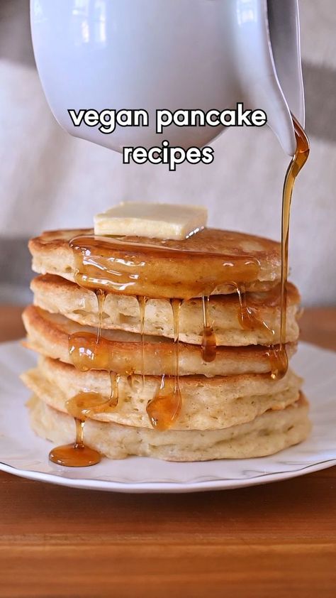 Best Vegan Pancakes, Rainbow Plant Life, Vegan Pancake Recipes, Pancake Mix Recipes, Perfect Pancakes, Vegan Pancakes, Pancake Day, Fluffy Pancakes, Vegan Breakfast Recipes