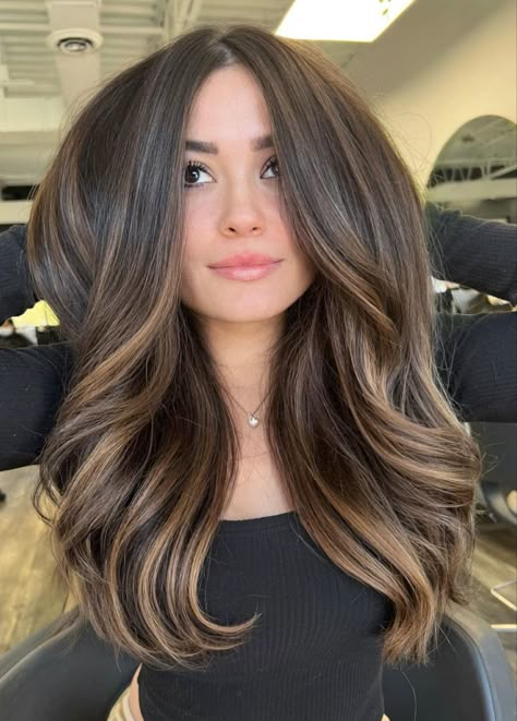 @dvcolour #balayage #balayagehair Hair Color For Brown Skin, Balayage Hair Color Ideas, Rambut Brunette, Balayage Hair Color, Brown Hair Looks, Brown Hair Inspo, Brunette Balayage, Brunette Hair With Highlights, Balayage Hair Dark