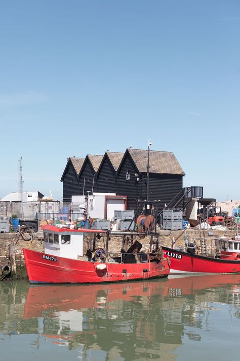 Whitstable Pearl, Whitstable Harbour, Seaside Uk, British Summertime, Whitstable Kent, English Seaside, Seaside Garden, Travel England, Seaside House