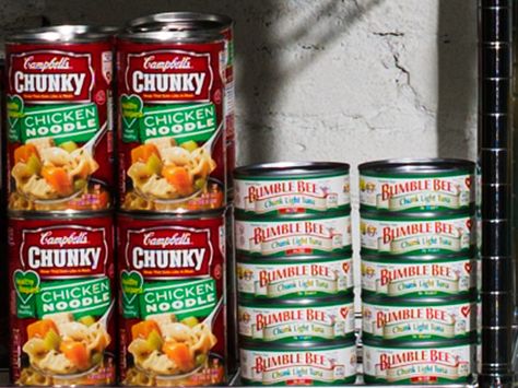 How to Stock Your Disaster Pantry: "Canned goods are great for a disaster supply," Lundin says. "They're already cooked, they don't need to be heated, you can eat them right out of the can, and they've got an expiration date printed on them." Pantry List, Prepper Food, Preppers Pantry, Canned Goods, Prepper Survival, Emergency Food, Survival Food, Food Supply, Cover Story