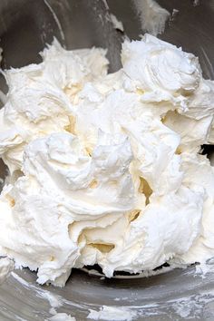 Ever feel like vanilla is the only white frosting recipe you can find? That's a great choice, but I've got 5 of the best white frosting recipes all in one place! They are fluffy, creamy, and perfect for cake decorating. #bakesandblunders #foodie #baking #cakedecorating Fluffy White Buttercream Frosting, Creamy White Cake With Buttercream Frosting, Best White Icing For Cakes, Best White Frosting For Cake, Best Icing For White Cake, White Frosting Cake Decoration, Best Wedding Cake Icing, Best Frosting For White Cake, White Wedding Cake Frosting Recipe