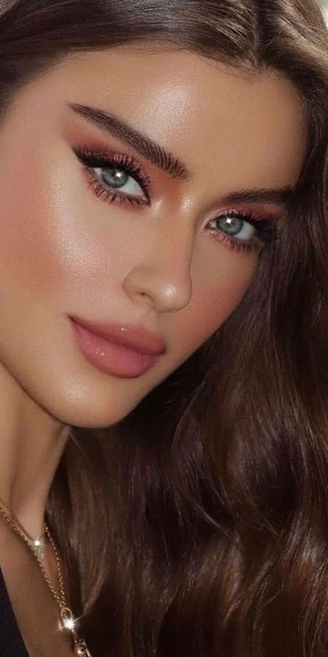 Classy Makeup, Makeup Secret, Pink Eye, Nude Makeup, No Eyeliner Makeup, Natural Eye Makeup, Bride Makeup, Beautiful Lips, Makeup Pictures