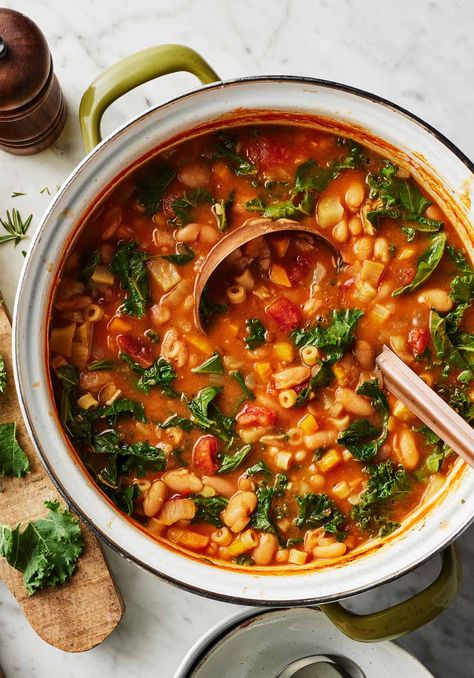 Pasta Fagioli Soup Recipe, Pasta Fazool, Pasta Fagioli Recipe, Pasta Fagioli Soup, Delicious Vegetarian Dinner, Pasta E Fagioli Soup, Fagioli Soup, Italian Chopped Salad, Vegetarian Comfort Food