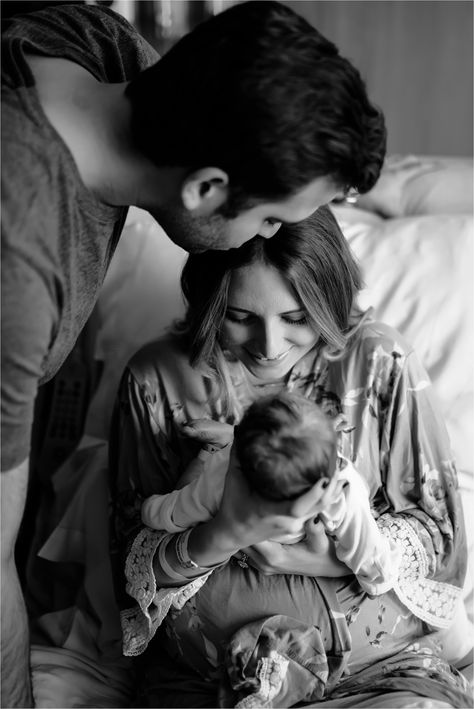 In Hospital Photography, Birth Announcement Without Showing Face, Fresh 48 Picture Ideas, 48 Hour Newborn Pictures, Newborn First 48 Photography, Must Take Newborn Hospital Photos, Newborn In Hospital Pictures, Hospital Postpartum Pictures, Hospital Family Photos Newborn Pics