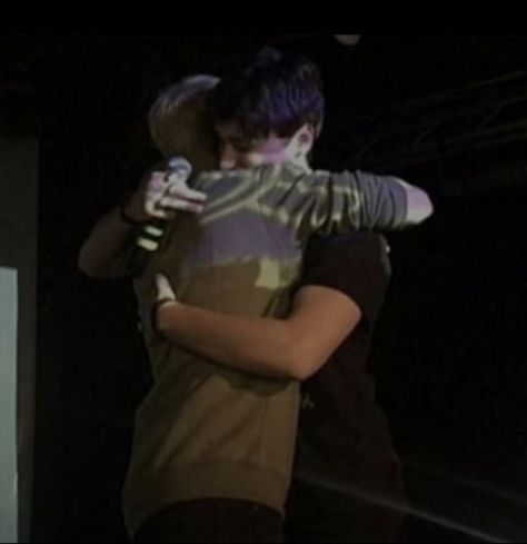 Sam And Colby Hugging, Colby And Sam, Sam N Colby, Sam Golbach, Sam Colby, Trap House, Fangirl Problems, Colby Brock, Ghost Hunters