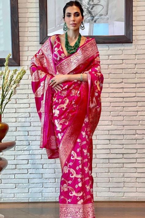 Introducing latest banarasi saree & banarasi lehengas for brides. Today,we have found some ravishing brides who looked drop-dead gorgeous in Ekaya Banaras outfits. #weddingbazaar #indianwedding Pink Banarsi Saree Look, Banaras Sarees Latest, Rani Pink Banarasi Saree, Jaipur Sarees, Ekaya Banaras, Banarasi Lehengas, Pink Banarasi Saree, Traditional Lehengas, Culture Of Rajasthan