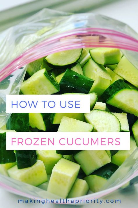 Cucumber Recipes Easy, Freezing Cucumbers, Food Saver Hacks, Freezing Food Guide, How To Store Cucumbers, Garden Cucumbers, Cucumber Uses, Water Bath Canning Recipes, Freezing Vegetables