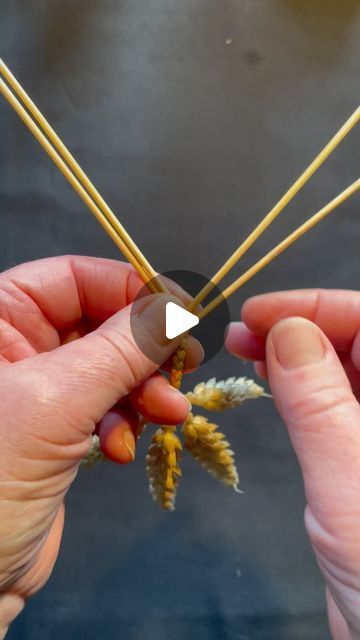 Something Corny on Instagram: "Four Straw Bullwhip Plait today. I am using dampened straw in all the plaits I’m showing you. I pop them into warm water for about an hour to soften them, then keep them in a damp towel, ready to be used. Only keep them in the towel for a few hours maximum. #somethingcornystraw #strawplaiting #bullwhipplait #heritagecrafts" Corn Craft, Bull Whip, Straw Decorations, Heritage Crafts, Crafts Room, Wheat Straw, Diy Crafts Room Decor, December 17, Plaits