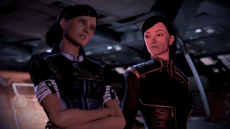 Commander Jennifer Shepard with Samantha Traynor Samantha Traynor, Mass Effect