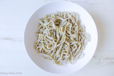 homemade noodles using cassava flour* this is the best yet Cassava Recipe, Cassava Flour Recipes, Paleo Pasta, Aip Paleo Recipes, Paleo Bread, Homemade Spaghetti, Cassava Flour, Homemade Noodles, Making Pasta