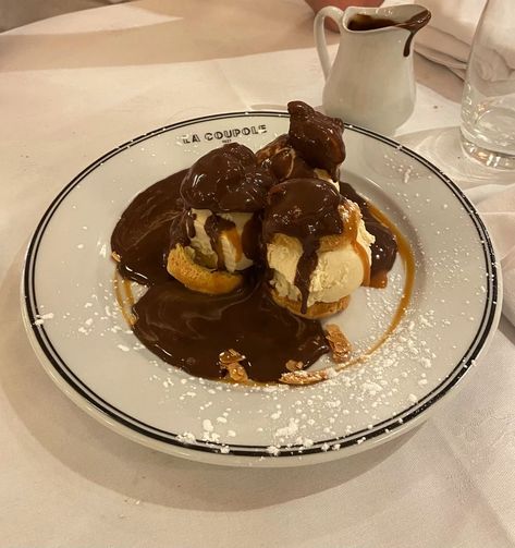 French Restaurant Aesthetic Food, Profiteroles Aesthetic, French Profiteroles, French Desserts Aesthetic, Food Dessert Aesthetic, In Paris Aesthetic, Dessert Aesthetic, Restaurant In Paris, At Restaurant