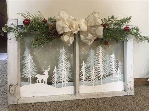 Old Window Ideas For Christmas, Recycle Old Windows, Antique Window Christmas Decor, Painted Window Panes Christmas, Vintage Window Christmas Ideas, Window Christmas Tree Ideas, Window Diy Decor Ideas, Christmas Window Pane Ideas, Christmas Window Frame Decor