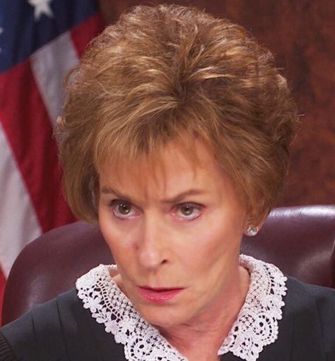 The dummy .. what the F is wrong with her ! You can’t demand respect whilst disrespecting. Judge Judy ... argh. Judge Judy Hairstyle, Judge Judy Funny, Demand Respect, Dinner Jackets, What The F, Judge Judy, Mbti Personality, Emilia Clarke, Meme Faces