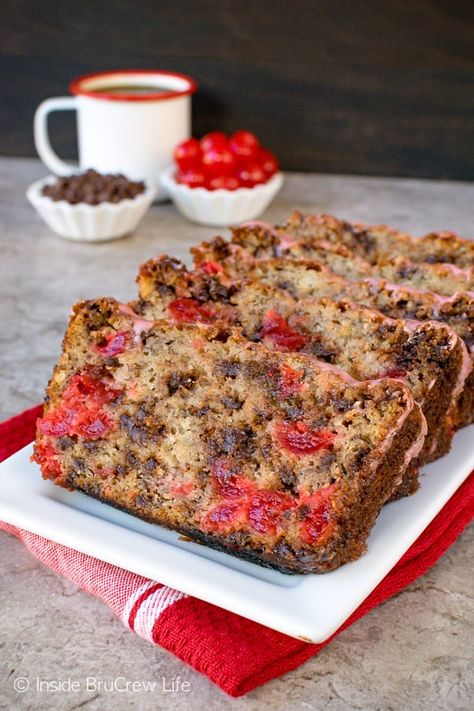 Sweet Banana Bread, Banana Pecan Bread, Cherry Bread, Classic Banana Bread, Keto Banana Bread, Zucchini Banana Bread, Recipe For Breakfast, Chocolate Chip Bread, Tasty Bread Recipe