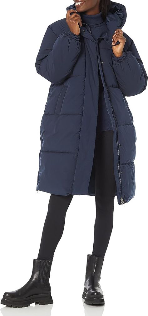 This jacket comes in 8 colors and ranges from size XS-6XL. It's made with 100% Polyester and has a 2-way zipper. It has a relaxed and comfortable fit and durable fabric with filling for warmth. #ad Long Puffer Jacket Outfit, 2023 Essentials, Plus Size Navy, Puffer Jacket Outfit, Long Puffer Jacket, Long Puffer, Puffer Jacket Women, Amazon Essentials, Quilted Coat