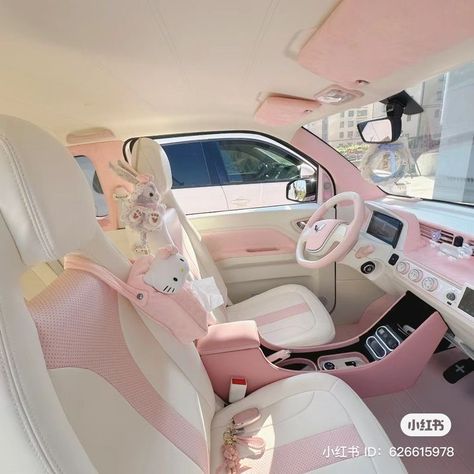 Pink Car Interior, Kawaii Car, Pink Car Accessories, Hello Kitty Car, Pink Cars, Inside Car, Girly Car Accessories, Car Deco, Maserati Granturismo