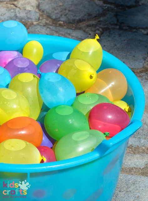 Water Balloon Games For Kids, Games With Kids, Balloon Pop Game, Balloon Games For Kids, Water Balloon Games, Outdoor Water Activities, Frozen Tags, Balloon Games, Football Players Images