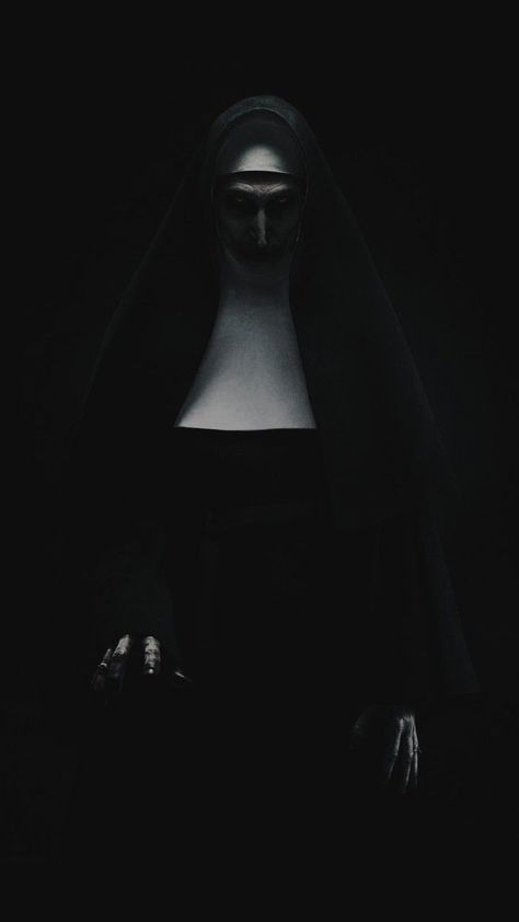 The Nun Wallpapers, Valak Tattoo Design, Conjuring Nun, The Nun Valak, Demon Nun, Halloween Lock Screen, Slashers Fanart, Conjuring Universe, Scary Characters