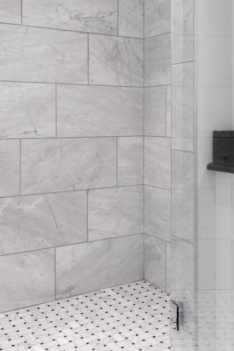 Classic Bathroom Shower Tile Ideas, Grey Marble Bathroom Tiles, White Bathroom Tile, Lakeview House, Unfinished Basements, Colonial Bathroom, Tiny Bathroom Makeover, Small Bathroom With Tub, White Marble Shower