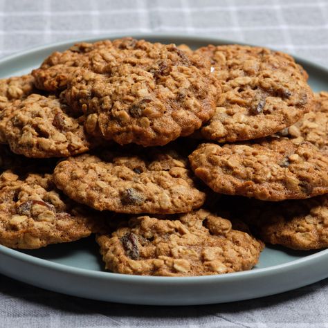 The Best Oatmeal Raisin Cookies by Food Network Kitchen Best Oatmeal Raisin Cookies, Cookie Recipes Oatmeal Raisin, Easy Meal Ideas, Oatmeal Cookie Recipes, Best Oatmeal, Honey Oatmeal, Oatmeal Raisin Cookies, Raisin Cookies, Oatmeal Raisin