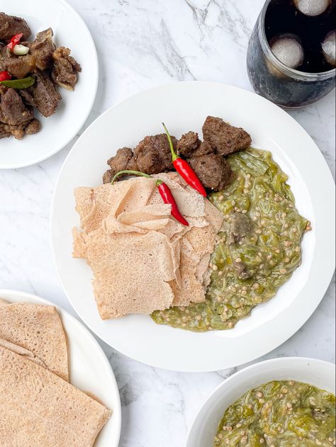 ~ Bamiya mafrooka served with kisra and shaya on the side ~ Are you even Sudanese if you’re not 🤤 over this picture right now? If you’re hungry malesh wallahi I can eat this every single day and I’ll never complain 😋. Sudanese Food Recipes, South Sudanese Culture, South Sudanese Food, Chadian Food, Sudan Food, Sudanese Food, Sudanese Culture, South Sudanese, Sudan Flag