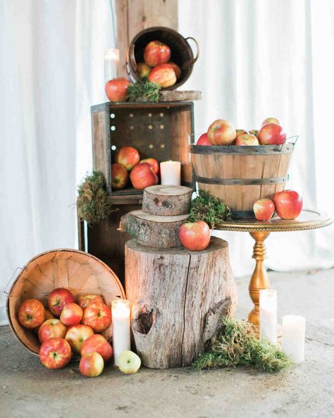 Apple Wedding Decor, Apple Wedding, Basket Centerpieces, Orchard Wedding, Outdoor Candles, Fall Wedding Decorations, Brunch Wedding, Martha Stewart Weddings, Fall Wedding Colors