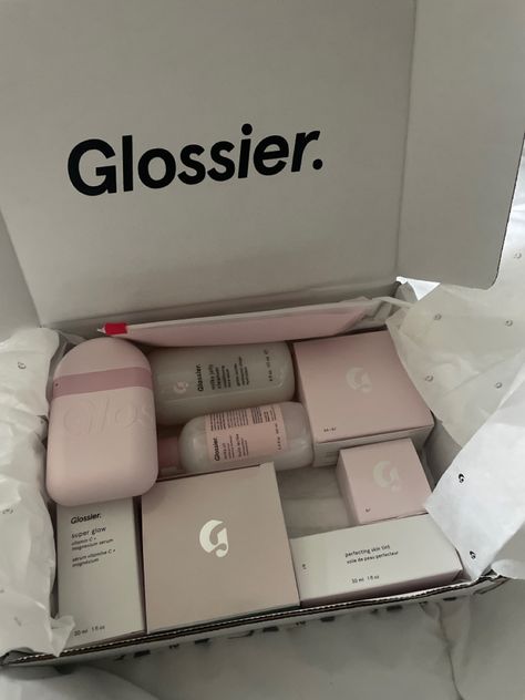 Super Glow, Sephora Skin Care, Glow Skin, Fancy Makeup, Pretty Skin Care, Skin Care Items, Pretty Skin, Makeup Items, Makeup Essentials