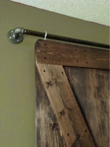 Barn Door In House, Diy Sliding Door, Diy Barn Door Hardware, Diy Sliding Barn Door, Inside Barn Doors, Interior Sliding Barn Doors, Doors Exterior, Barn Door Designs, Rolling Barn Door