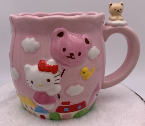 Pastel Cupcakes, Hello Kitty Mug, Charmmy Kitty, Pretty Mugs, Keramik Design, Pink Hello Kitty, Cute Kitchen, Hello Kitty Items, Cute Clay