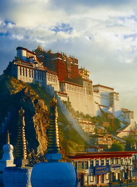 Lhasa Tibet, Potala Palace, Buddhist Temples, Meditation Retreat, Amazing Buildings, Lhasa, High Altitude, Buddhist Temple, Ancient Architecture