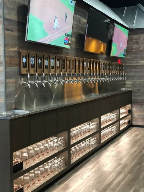 Beer Tap Wall Design, Self Serve Bar, Beer Bar Ideas, Beer Bar Design, Counter Restaurant, Beer Station, Beer Room, Craft Beer Packaging, Tap Wall