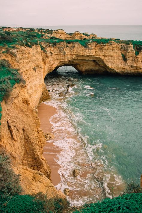 Albufeira, Portugal Shifting Places, Seaside Cliff, Portugal Nature, Garden By The Sea, Traveling By Yourself, Albufeira Portugal, Water Photo, Today Images, Fantasy Architecture