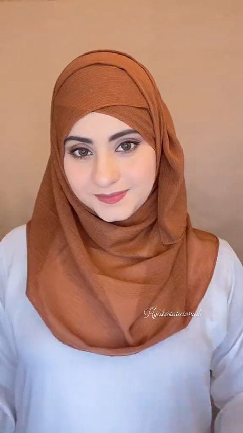 Easy Hijab Style, Wedding Hijab Styles, New Hijab, Indian Eyes, Simple Hijab Tutorial, Estilo Hijab, Angrakha Style, Diy Fashion Scarf, Hijab Designs