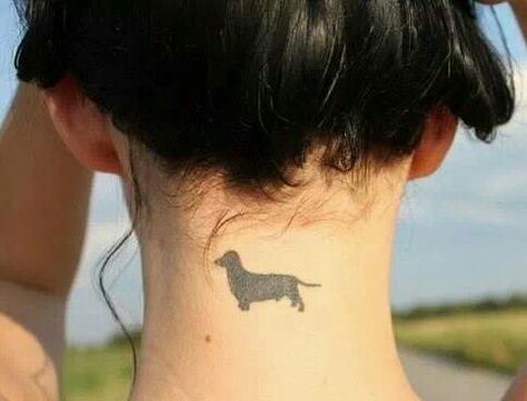 :) #welovedoxies #doxielove #Dachshund #Salchicha #Teckel Doxie Tattoo, Dachshund Tattoo Ideas, Daschund Tattoo, Dog Tattoo Ideas Memorial, Tattoo Ideas Memorial, Dachshund Tattoos, Tatoo Dog, Dog Tattoo Ideas, Dachshund Tattoo