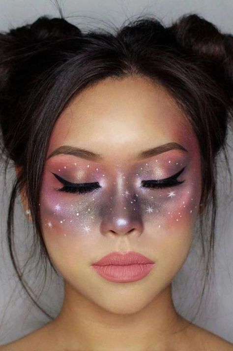 Celestial Makeup Is Up 158% on Pinterest — and It’s Perfect For Halloween #beauty #makeup Celestial Makeup, Makeup Clown, Beauty Hacks That Actually Work, Galaxy Makeup, Beauty Tips And Tricks, Creepy Halloween Decorations, Make Up Inspiration, Makeup Easy, Halloween Pins