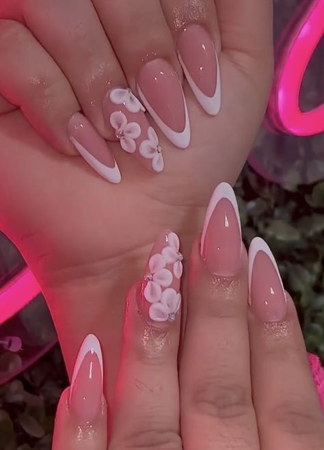 Almond Nails With Rhinestones Classy, Oval Birthday Nails, Gel X Nails French Tip, Female Business Suit, Almond Acrylic Nails Designs, Elegant Touch Nails, Girly Acrylic, Fake Nails Designs, Wow Nails