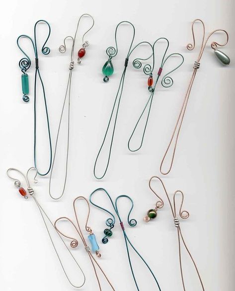 Wire Bookmarks, Bijoux Fil Aluminium, Beaded Bookmarks, Diy Bookmarks, Wire Crafts, The Wire, Beads And Wire, Wire Art, Bijoux Diy