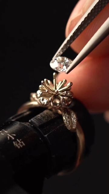 Jewelry Designs Only on Instagram: "#Repost @mdtc_handmade_jewelry • • • • • • Episode 335 | Lab-Diamond engagement ring #love #christmasgifts #giftsforhim #giftsforher #ringsofinstagram #jewelryaddict #jewelrymaking #finejewelry #mdtcjewelry #engagementring #proposalring #proposalvideo #proposalideas" Jewels Photoshoot, Bison Board, Can I Get A Kiss, Jewellery Manufacturing, First Youtube Video, Youtube Video Ideas, Carpenter Work, First Youtube Video Ideas, Instagram Jewelry