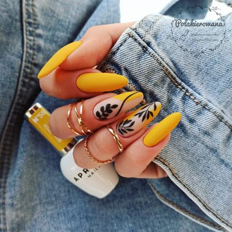 Orange Yellow Nails, Momento Design, Smart Nails, Sunflower Nails, Classy Nail Designs, October Nails, Cute Nail Art, Yellow Nails, Elegant Nails