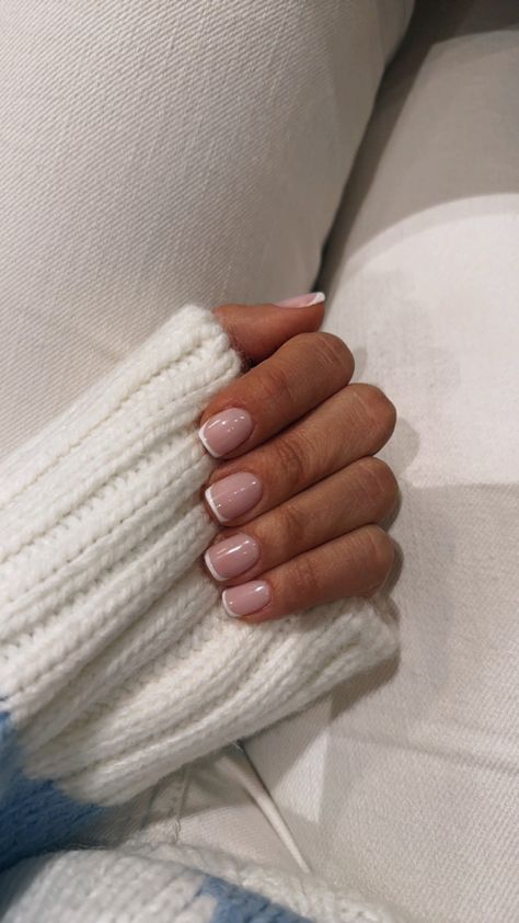 White Tip On Natural Nails, White Tip Shellac Nails, Clean French Manicure, Biab French Manicure, French Tip Gel Manicure Natural Nails, Short Biab French Tip Nails, French Nails Real Nail, French Tip Nails On Short Nails, White Tip Natural Nails