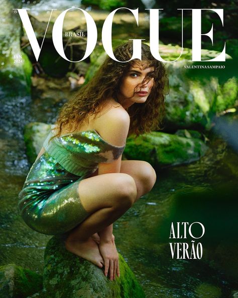 Glam Wallpapers, Valentina Sampaio, Gold Movie, Vogue Brazil, Vogue Magazine Covers, Fashion Director, Erin Heatherton, Fashion Magazine Cover, Vogue Covers