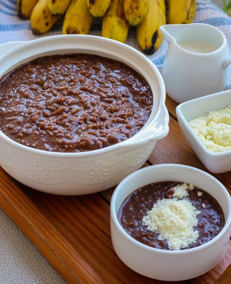 @mommy.issa325 on Instagram: “CHAMPORADO using glutinous rice and pure cocoa butter tablea - simple, comforting, sweet and delicious. Happy Monday beautiful IG friends!…” Pure Cocoa Butter, Glutinous Rice, Cocoa Butter, Happy Monday, Cocoa, Rice, Butter, Pure Products, Instagram