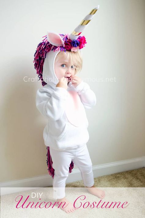 Halloween Costumes: The 15 Cutest DIY Ideas for Kids Creative Baby Costumes, Best Toddler Halloween Costumes, Diy Unicorn Costume, Diy Fantasia, Halloween Costume Toddler Girl, Toddler Girl Halloween, Baby Kostüm, Diy Unicorn, Diy Halloween Costumes For Kids