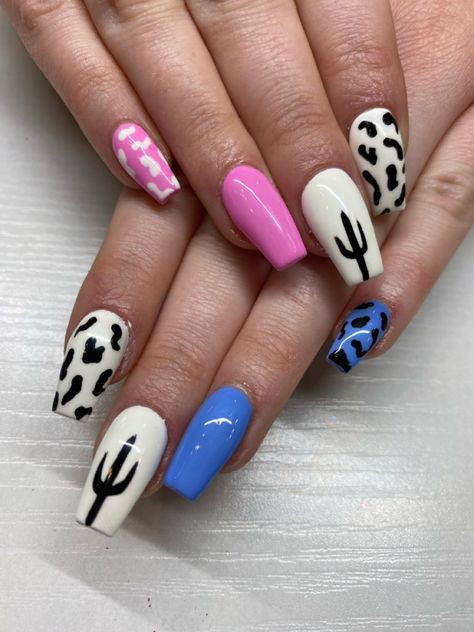 Country Acrylic Nails, Rodeo Nails, Cowboy Nails, Western Nails, Nail Tip Designs, Country Nails, Turquoise Nails, Cow Nails, Wilde Westen