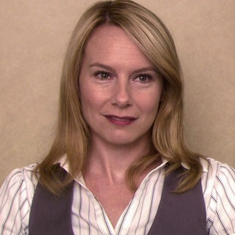 the office | holly flax | aesthetic icons Holly Flax The Office, Holly The Office, Holly Flax, Jim Pam, Office Icon, The Office Show, Kin List, Michael Scott, Fav Characters