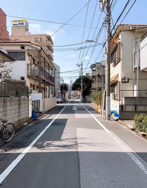 Japanese Neighborhood, Japan Living, Building Photography, Street Painting, Japan Street, Learning Graphic Design, Japan Aesthetic, Aesthetic Japan, Edgy Wallpaper