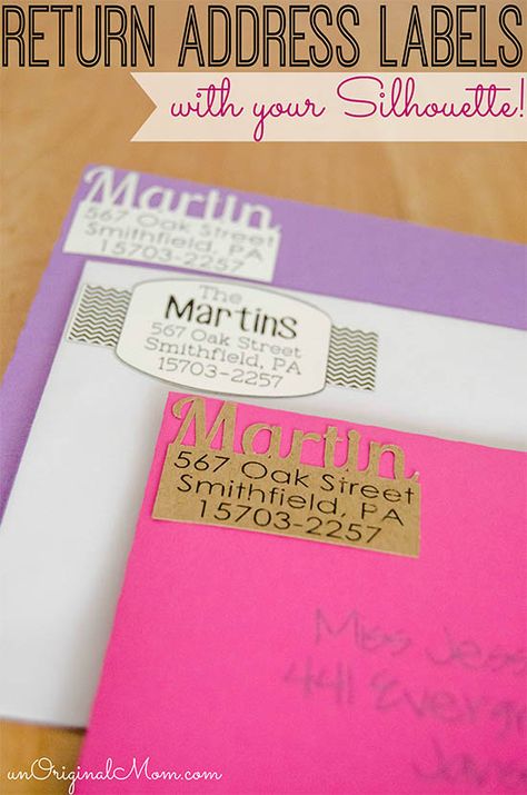 DIY Return Address Labels with your Silhouette! These are so cute! Silhouette Stickers, Silhouette Cameo 2, Silhouette Cameo Crafts, Return Labels, Silhouette Cameo Tutorials, Diy Labels, Silhouette Tutorials, Silhouette Vinyl, Silhouette Ideas